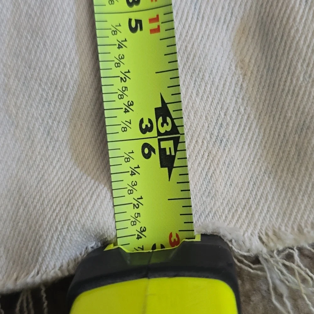 Old navy Acid Wash Jeans, size 4, ankle length, NWT - Picture 15 of 16